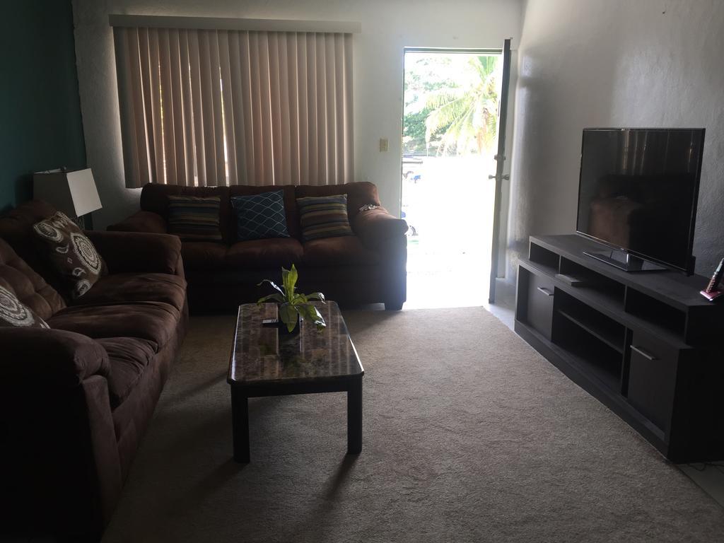 Beautiful 2 Bedroom 1 Bath Tamuning Exterior photo
